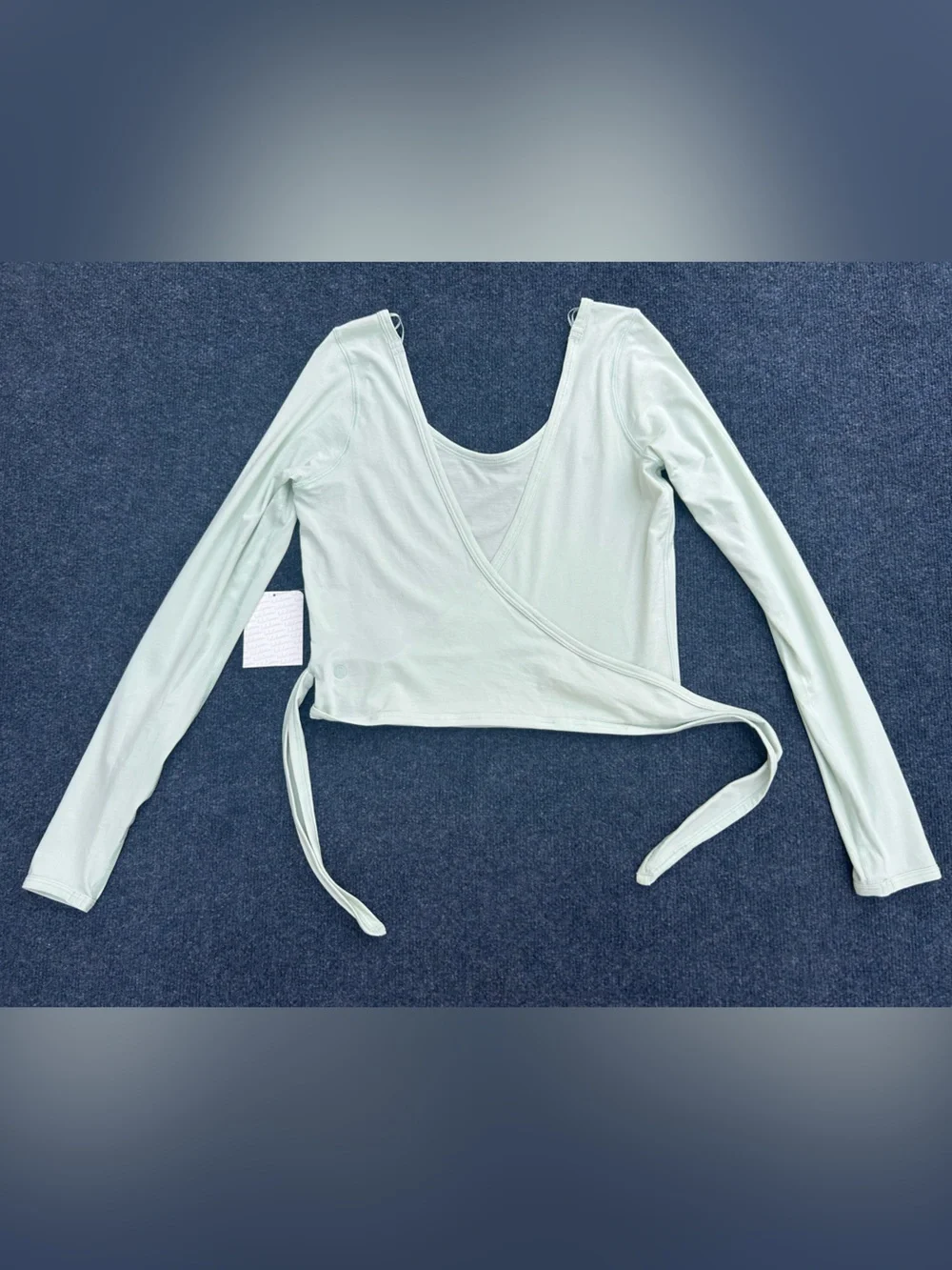 Lululemon NWT It’s A Tie Long Sleeve Top in Ocean Mist Size 6